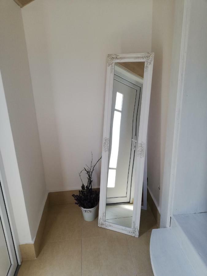 Apartman Julrich Vrbov Buitenkant foto